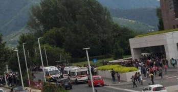 Università di Salerno, studente si lancia dal terzo piano