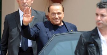Sbalzi di pressione, il Cavaliere sospende la campagna elettorale