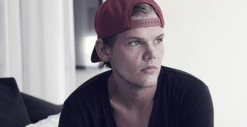 Addio ad Avicii: tragedia nel mondo della musica, morto a soli 28 anni il DJ svedese