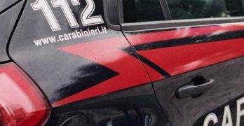 ARIANO IRPINO (AV) – GARAGE TRASFORMATO IN AUTOFFICINA: I CARABINIERI DENUNCIANO UN 50ENNE E SEQUESTRANO ATTREZZATURE E PEZZI D’AUTO